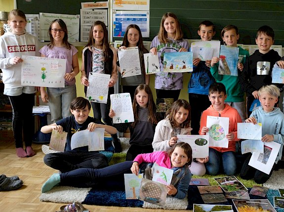 Kinder stellen ihre Projekte vor