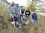 Gemeinsam pflegten die Freiwilligen heute die Trockenrasen am Hüterriegel. © LPV/I. Drozdowski Freiwillige am Trockenrasen