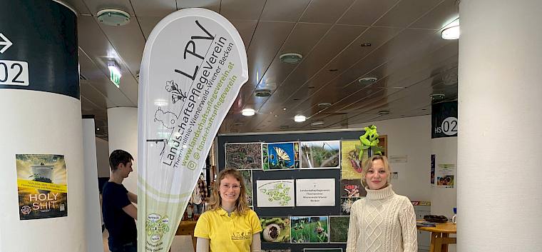 Heute durften wir uns mit einem Stand beim BOKU Jobtag  vorstellen. © LPV/V. Staufer Infostand
