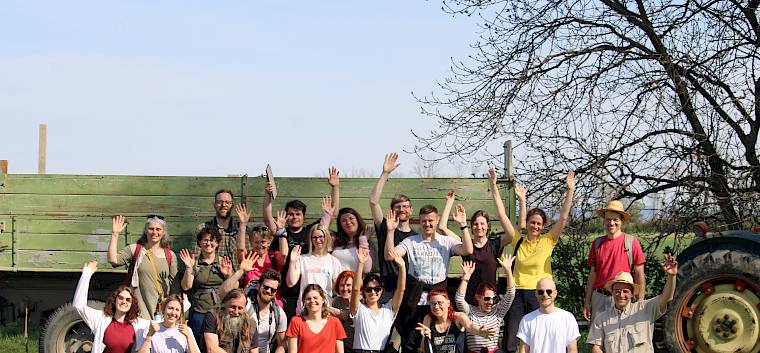 Insgesamt 29 Personen beteiligten sich heute am gemeinsamen Inspirational Trip, um ins breite Thema Wasser in der Landschaft einzutauchen. © LPV/F. Hohn Gruppenfoto
