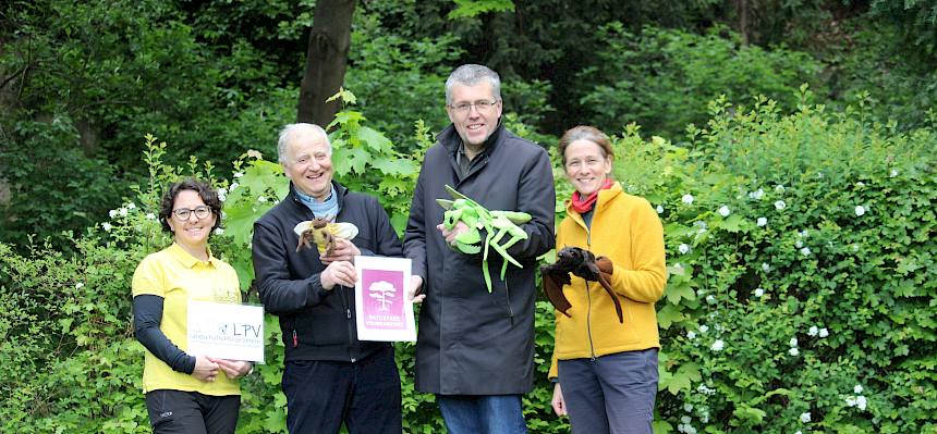 Menschen Naturpark Föhrenberge und Landschaftspflegeverein