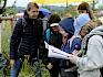 Volle Konzentration bei der Pflanzenstation. © LPV/J. Fischer Schüler:innen erforschen Pflanzen