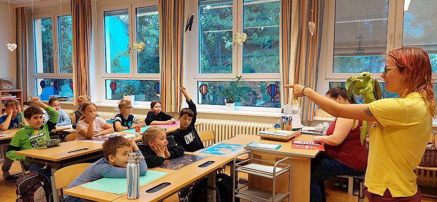 Kinder im Klassenzimmer