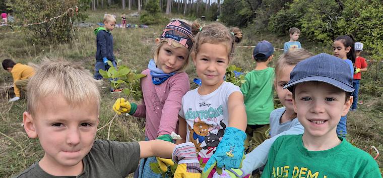 Gemeinsam sind wir stark! © LPV/L. Reimoser-Berger Gruppenbild mit Kindern