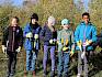 Im Rahmen des Projekts „My Nature Floridsdorf plus“ entbuschten die Schüler:innen in gemeinsamer Arbeit am Bisamberg Waldränder und entfernten Büsche aus schon stärker zugewachsenen Flächen. © LPV/L. Strobl Schüler:innen bei Trockenrasenpflege am Bisamberg