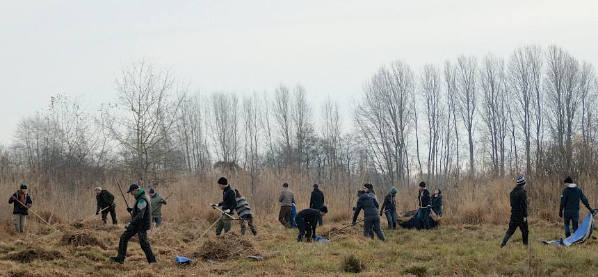 Mnschen arbeiten in der Natur