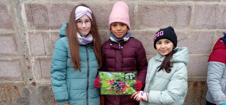 Kinder mit Info Folie