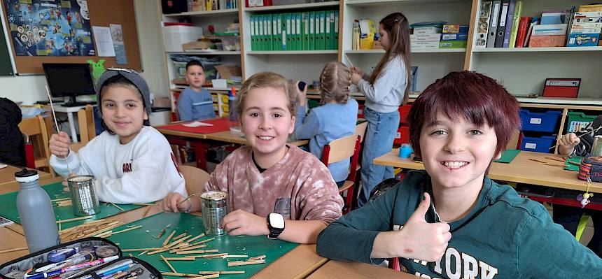 Kinder basteln Nisthilfen