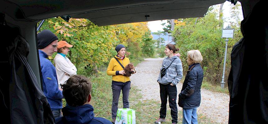 Frau bei einem Vortrag