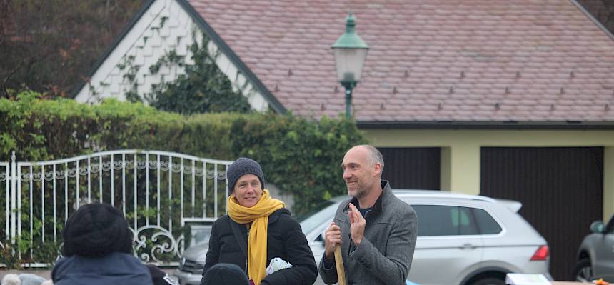 Biologin und BÖ-Generalsekretär mit den Kindern