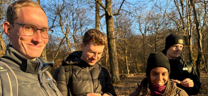 Praktikant:innen bei der Führung