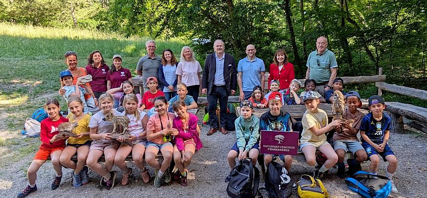Gruppenfoto mit Ehrengästen