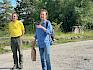 Begrüßt wurden die Naturinteressierten von Marie-Louise Oschatz, Expertin für Blumendüfte, und Alex Mrkvicka, unserem Ökologen. © LPV/E. Seidel Unser Biologe und die Pflanzenduft-Expertin