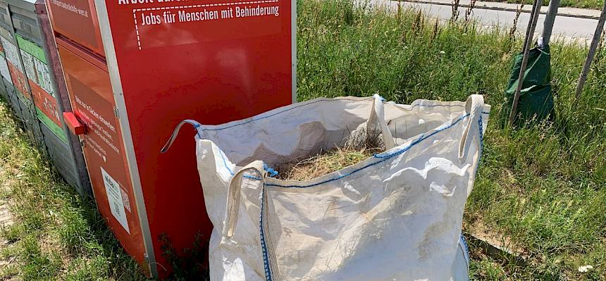 Pflanzenmaterial in großem Sack