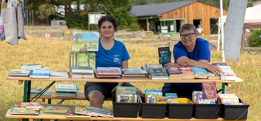 Stand des Bücherflohmarkts Leobersdorf